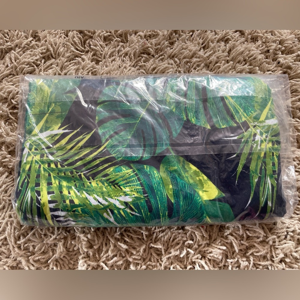 D&Co Lagenlook Green Floral Leaves Tropical Aloha Medium Petite A351804 QVC - Picture 4 of 6